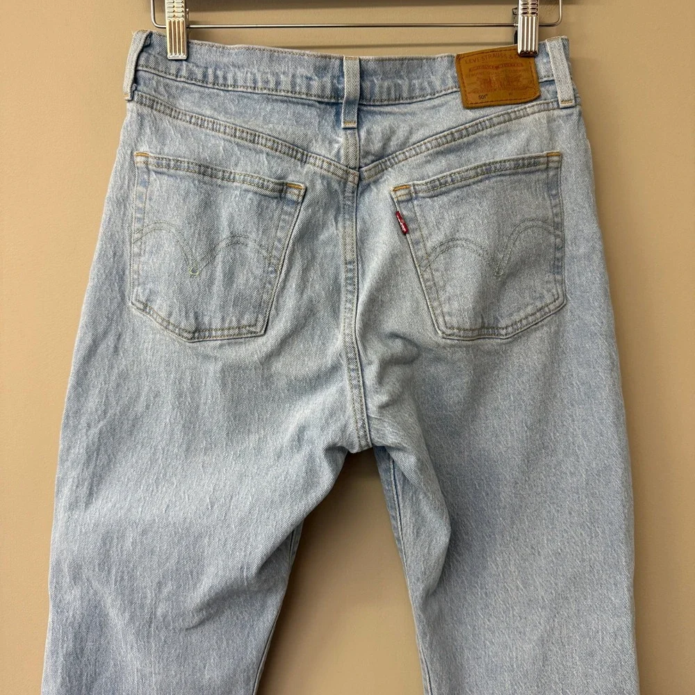 Levis 501 Women Original Cropped Jeans Light Wash High Rise Straight Leg W29 L28